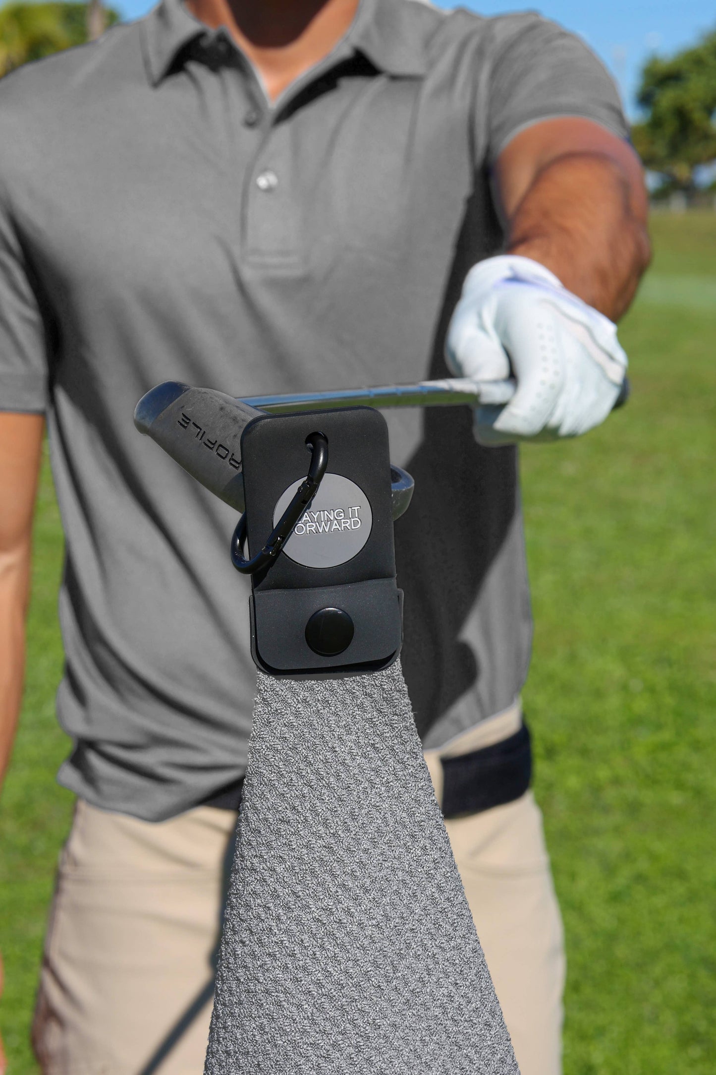 Magnetic Waffle Weave Microfiber Golf Towel with Clip - Gray