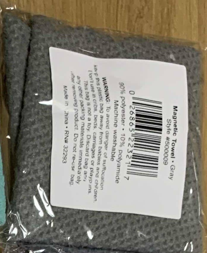Magnetic Waffle Weave Microfiber Golf Towel with Clip - Gray