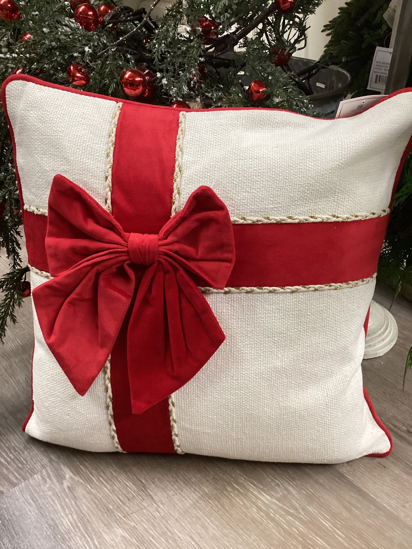 Red Velvet Bow Pillow