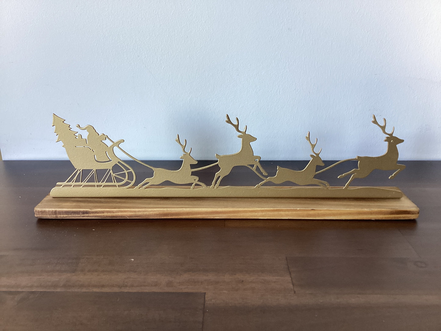 Santa & Reindeer Gold Silhouette