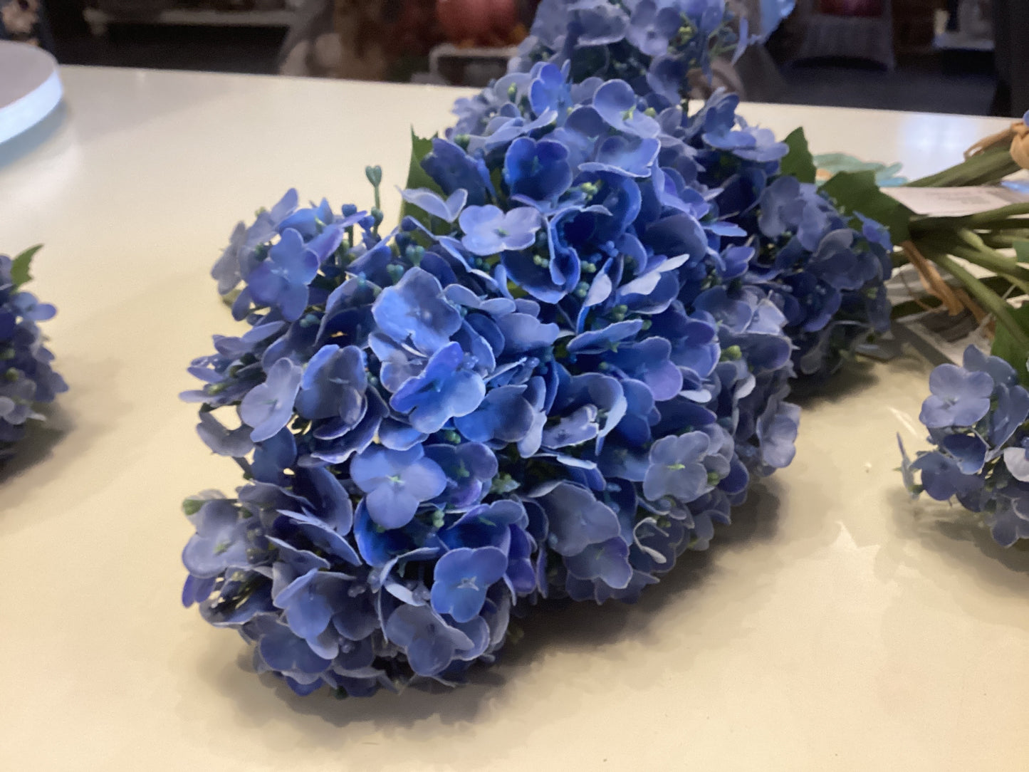 Hydrangea bundle blue 10”