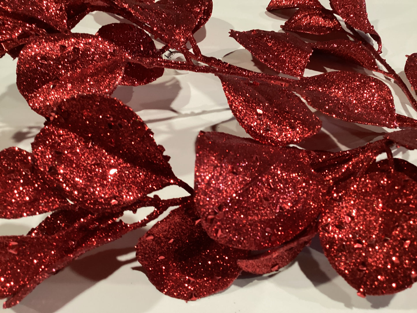 Glitter Leaf Spray Red 25”