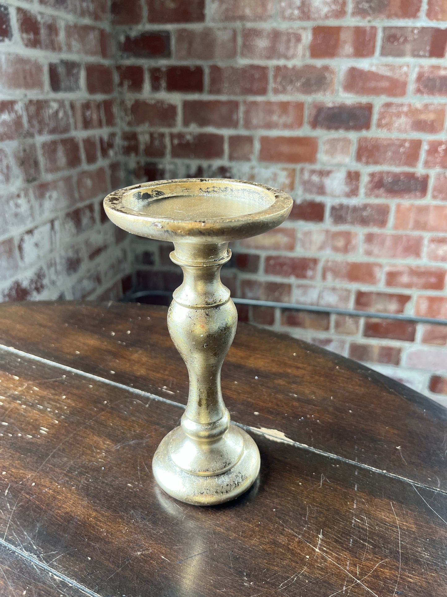 7.5" Gold Resin Candle Holder