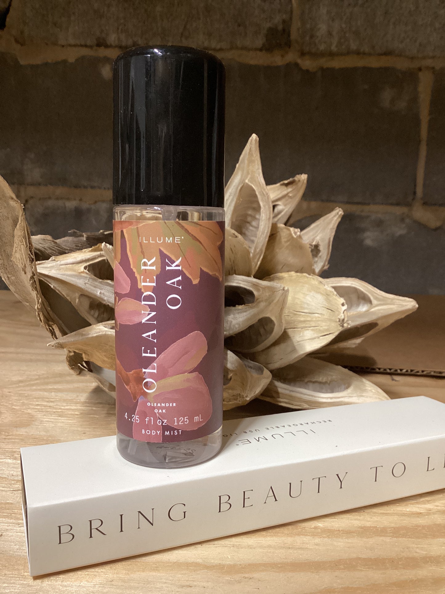 Oleander & Oak Body Mist 4.25 fl oz
