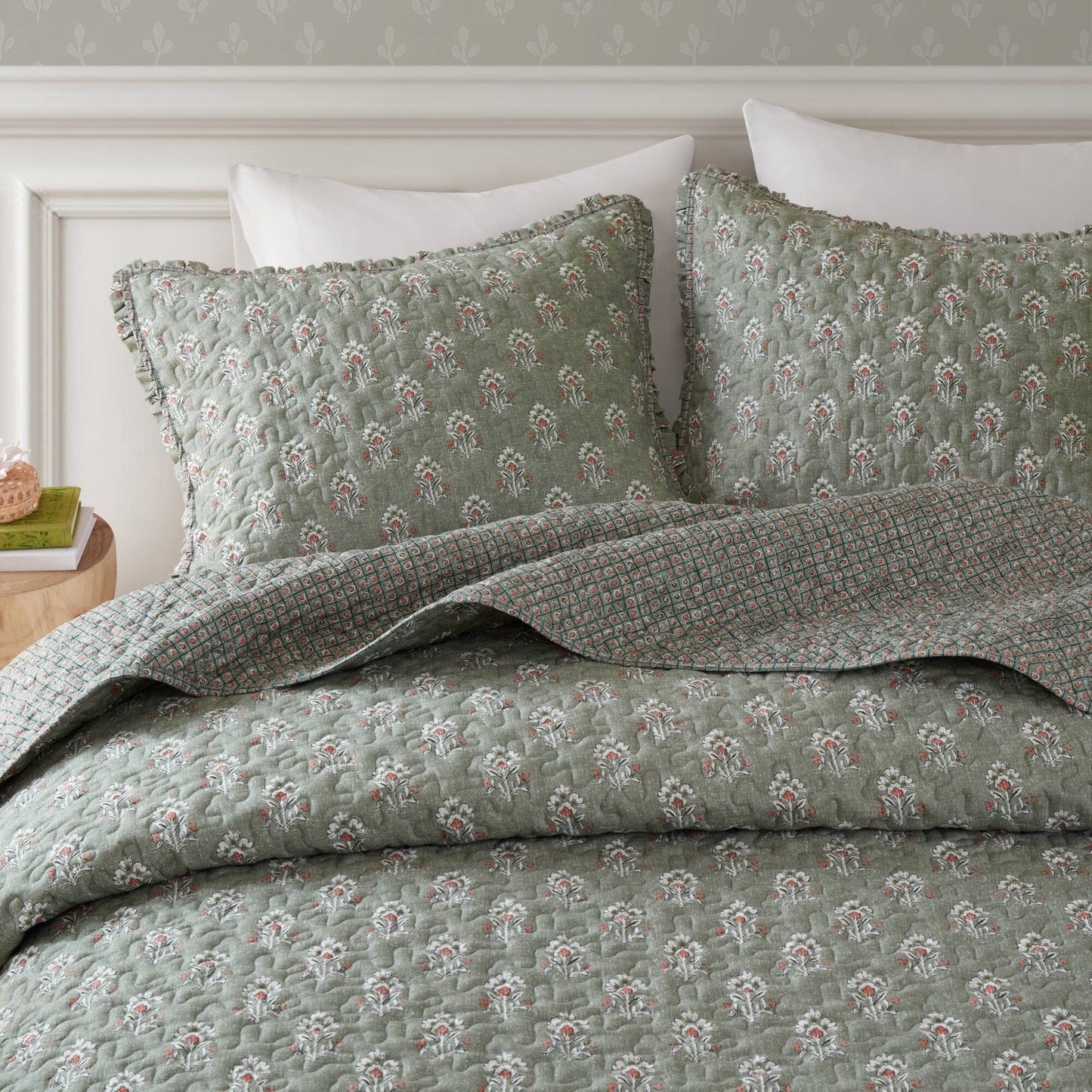3pc Ruffle Printed Vermicelli Stitched Quilt Set, Sage Green